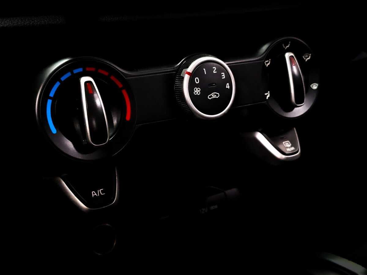 Kia Rio б/у, 2020, Автоматическая. Фото: #22