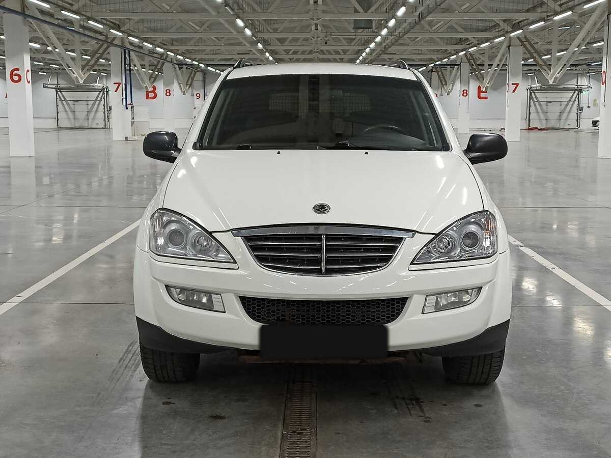 SsangYong Kyron б/у, 2013, Автоматическая. Фото: #1