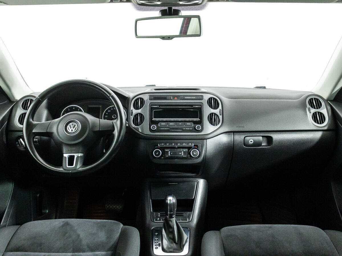 Volkswagen Tiguan б/у, 2012, Автоматическая. Фото: #12