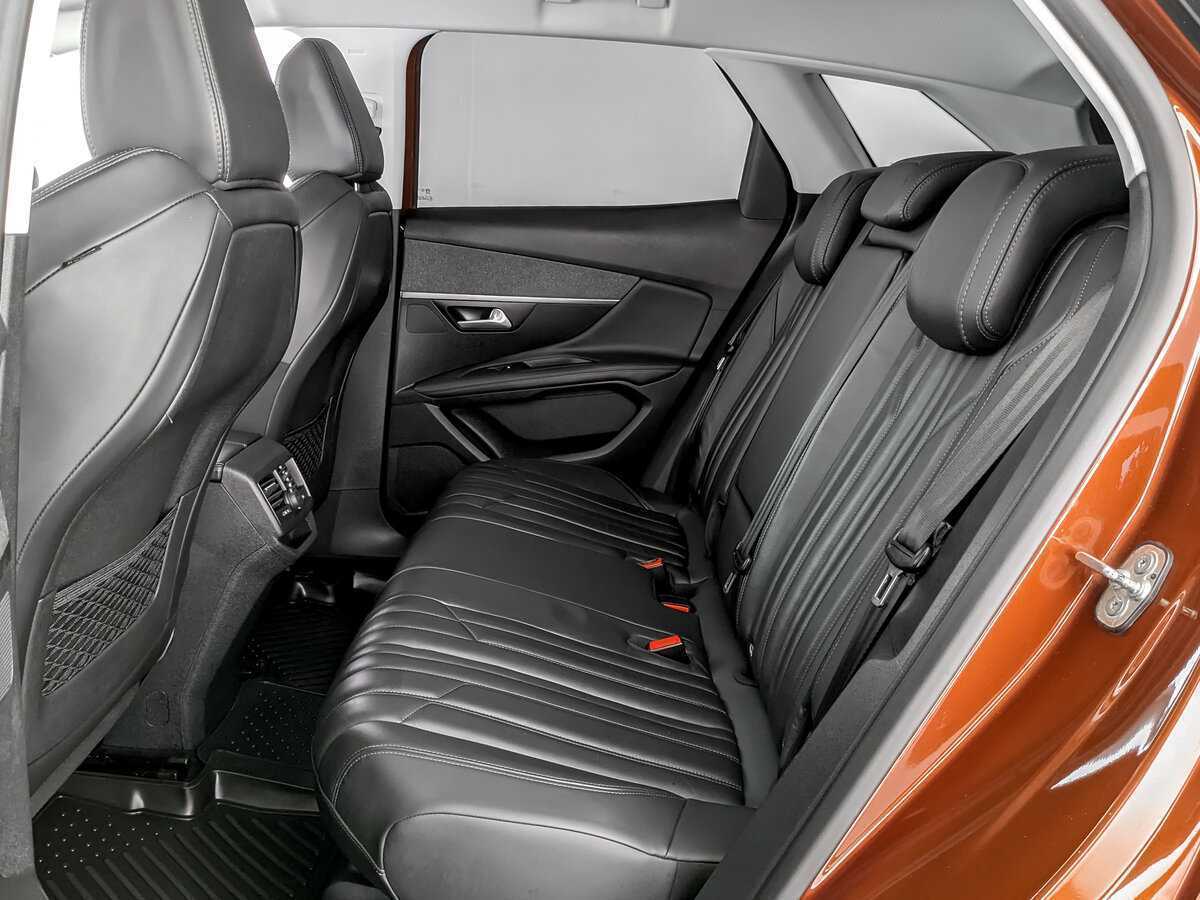 Peugeot 3008 б/у, 2017, Автоматическая. Фото: #9