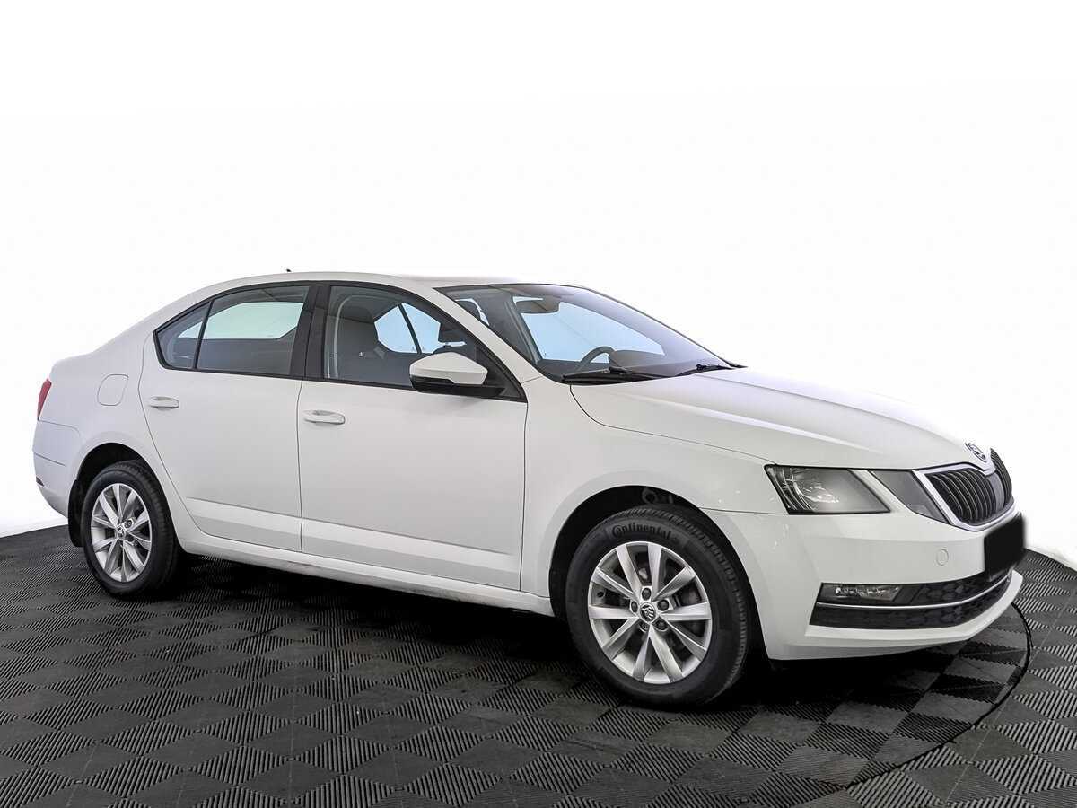 Skoda Octavia б/у, 2017, Роботизированная. Фото: #2