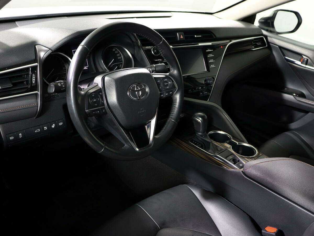 Toyota Camry б/у, 2018, Автоматическая. Фото: #13