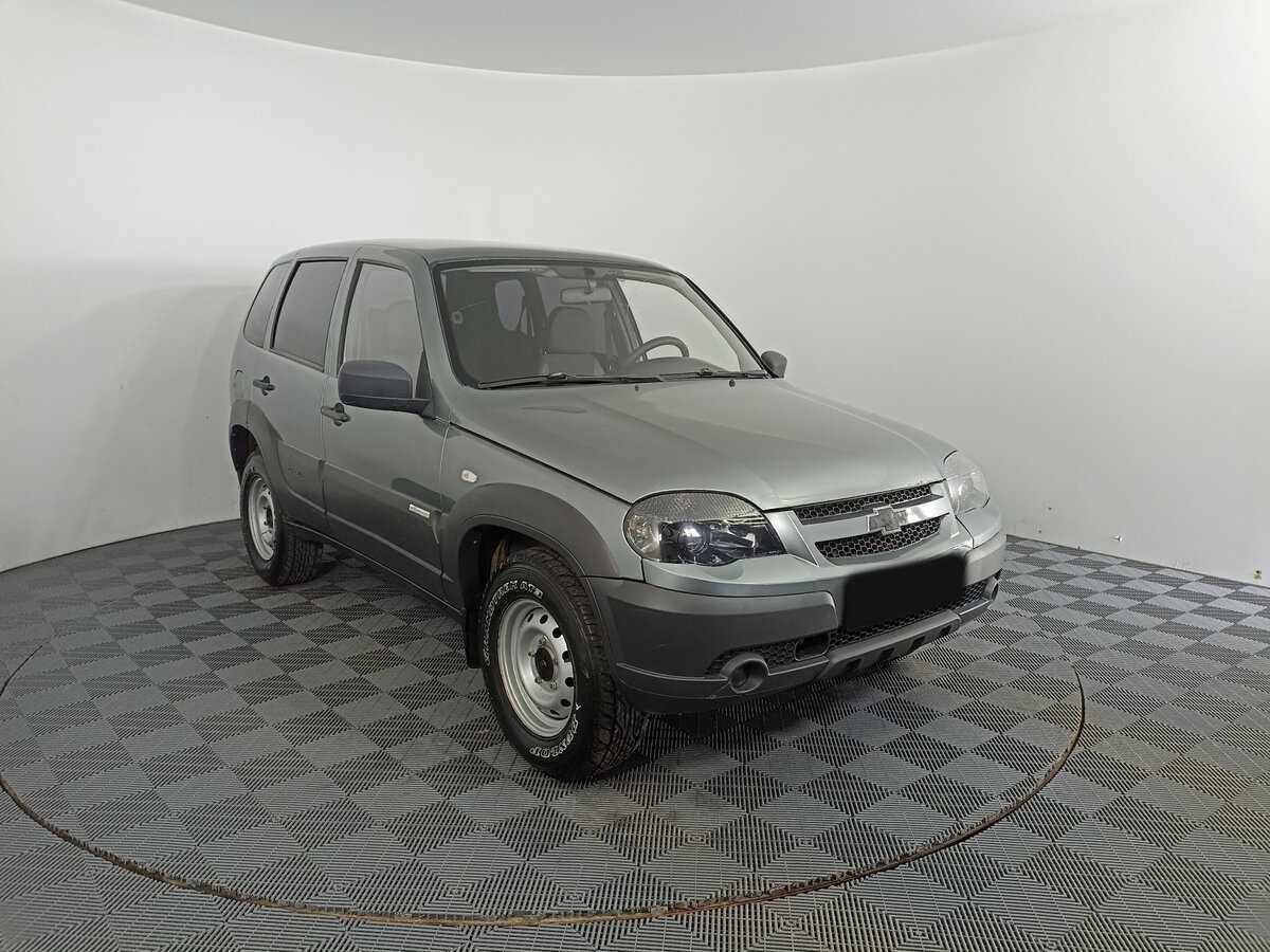 Chevrolet Niva б/у, 2014, Механическая. Фото: #2