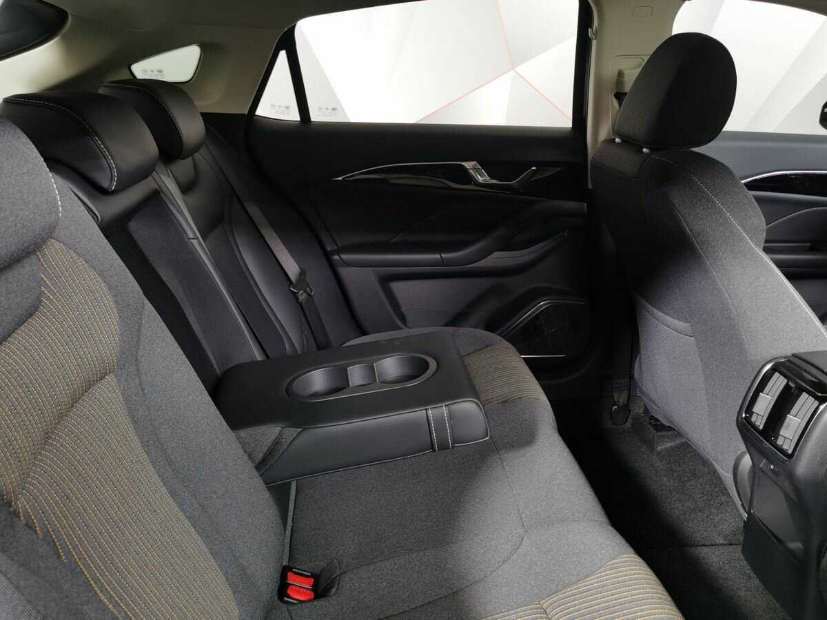 FAW Bestune B70 б/у, 2023, Роботизированная. Фото: #11