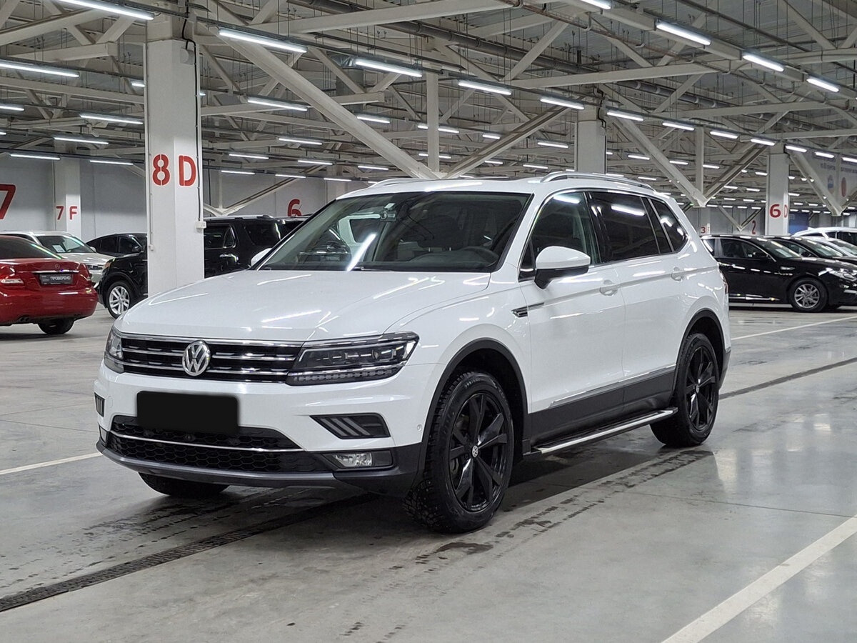 Volkswagen Tiguan б/у, 2018, Роботизированная. Фото: #0