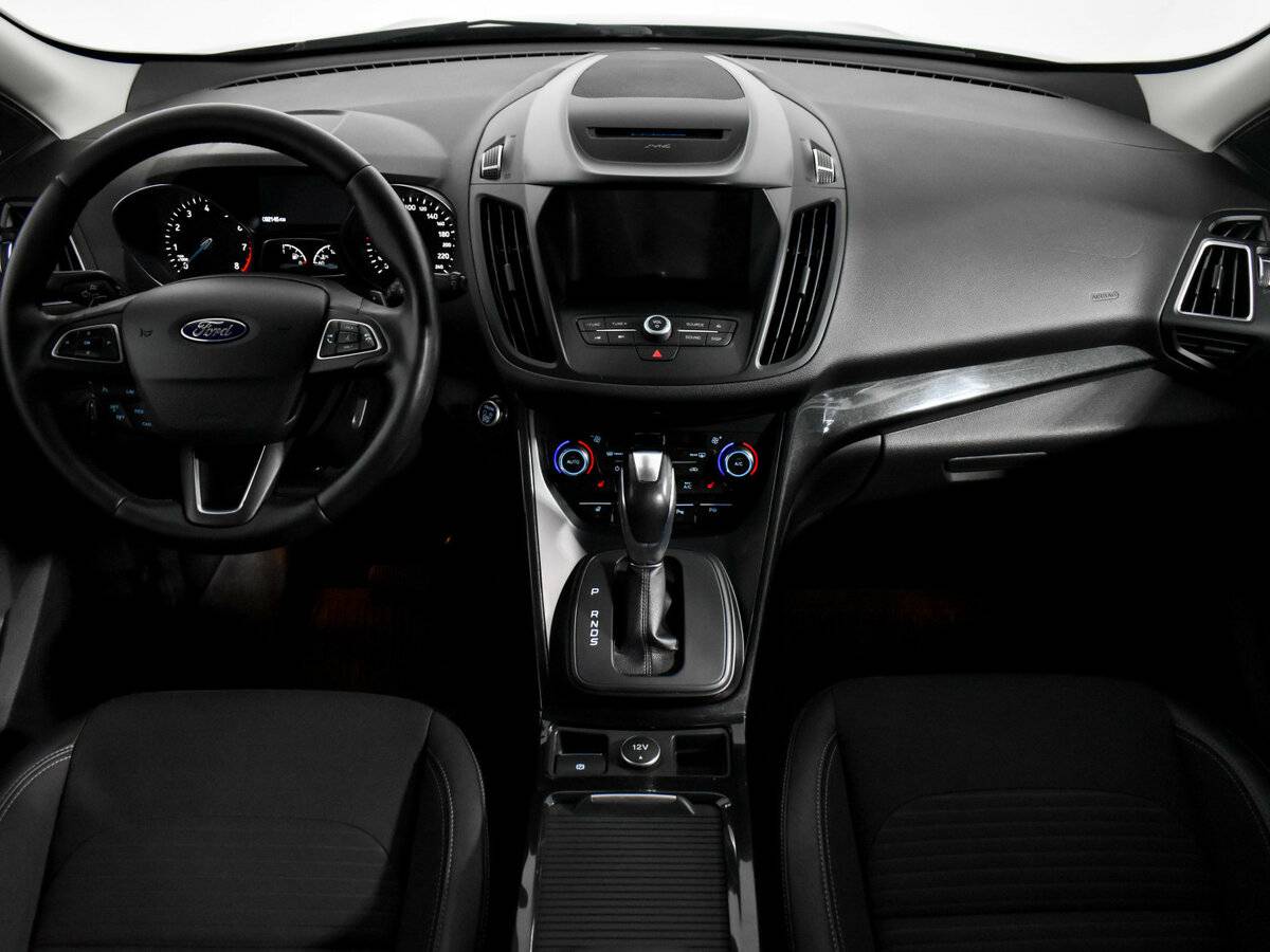 Ford Kuga б/у, 2017, Автоматическая. Фото: #11
