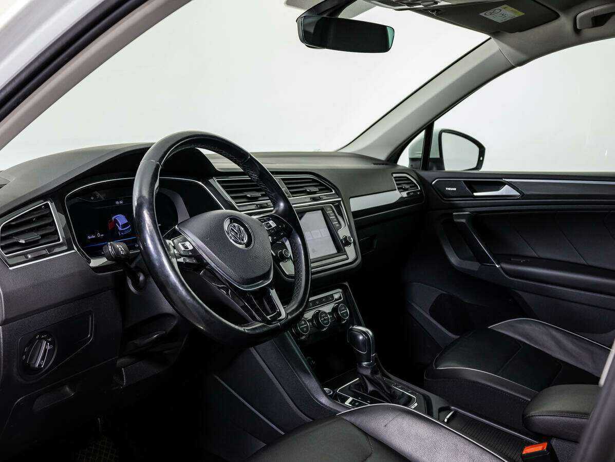 Volkswagen Tiguan б/у, 2017, Роботизированная. Фото: #8
