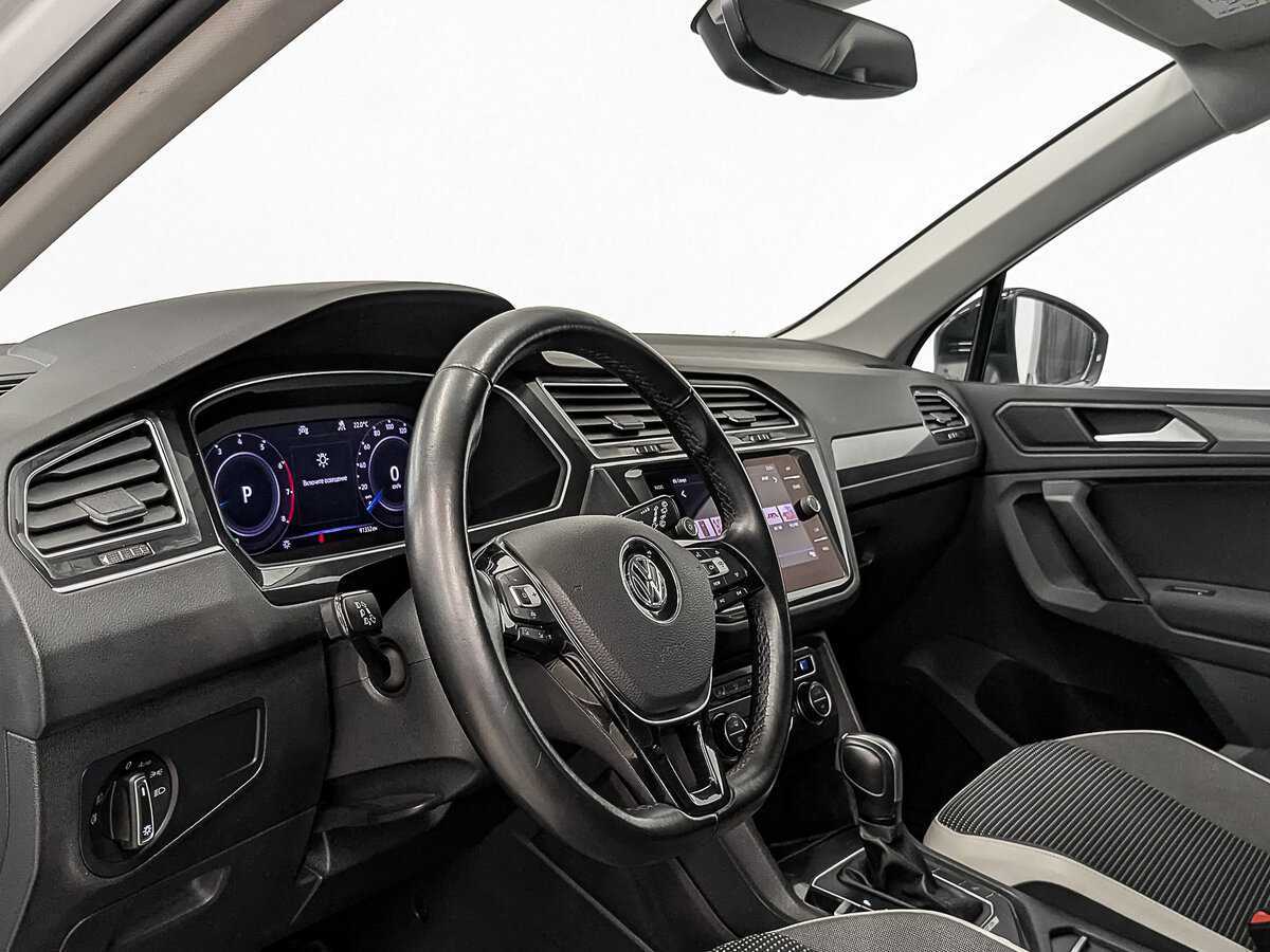 Volkswagen Tiguan б/у, 2020, Роботизированная. Фото: #14