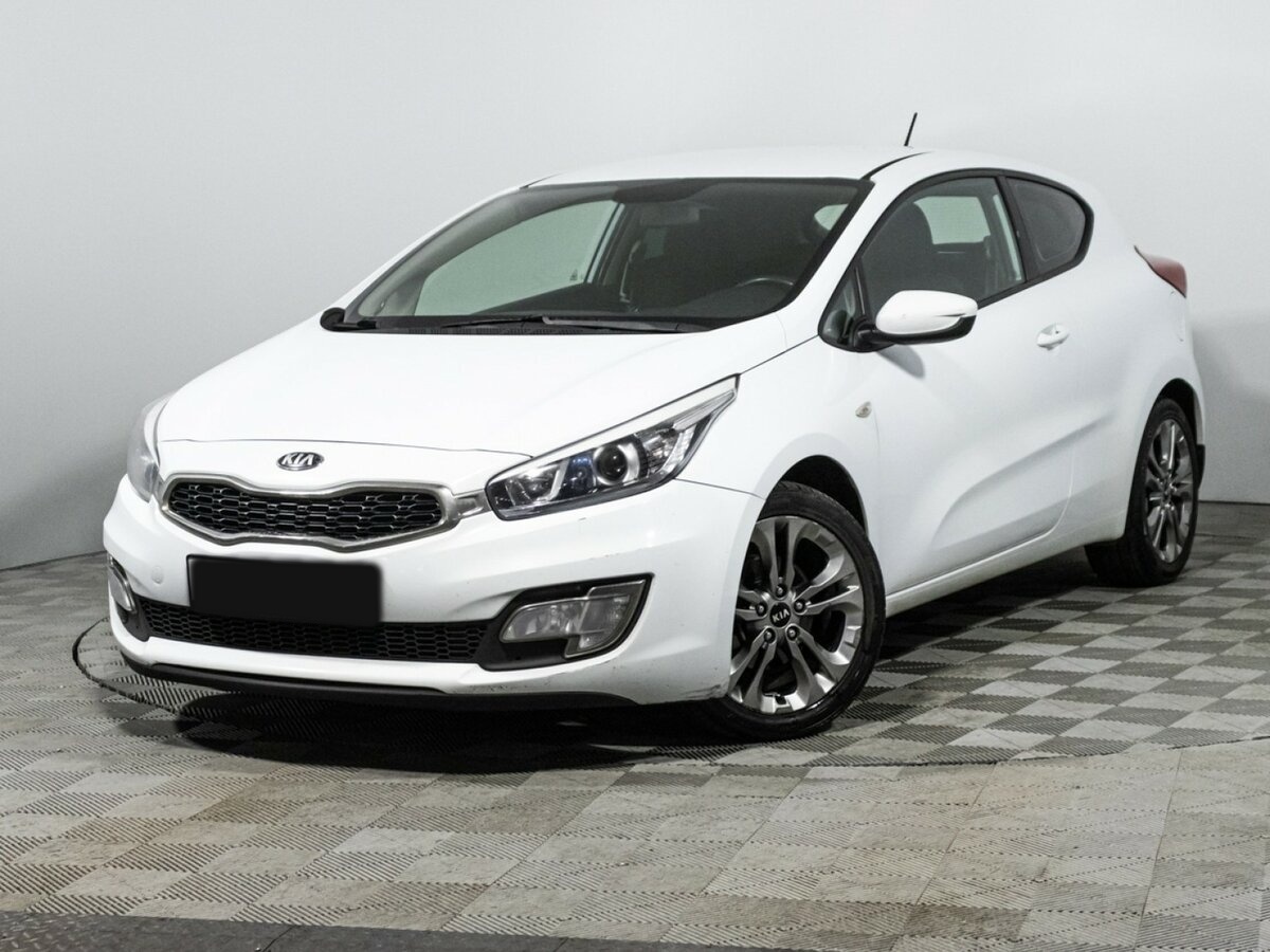 Kia Ceed б/у, 2013, Механическая. Фото: #0
