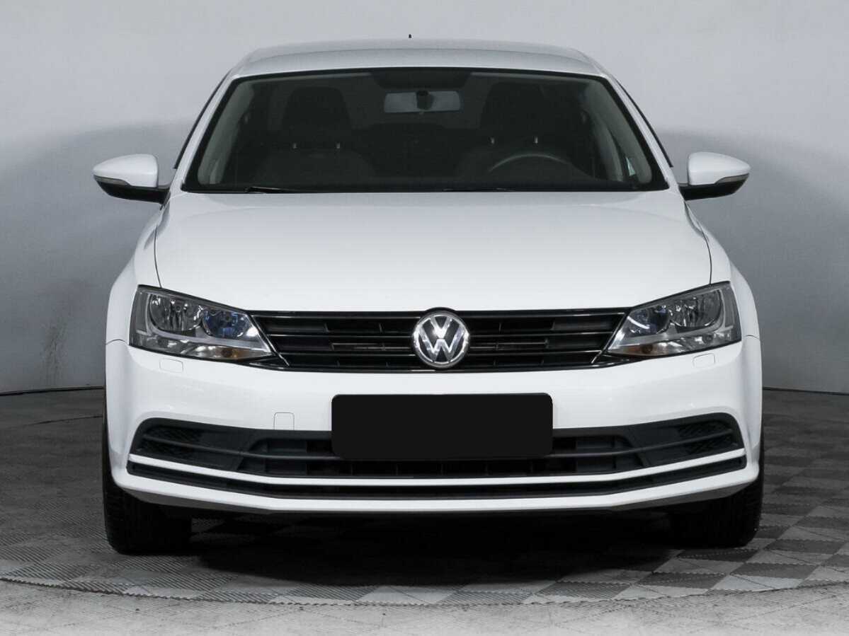Volkswagen Jetta б/у, 2016, Механическая. Фото: #1