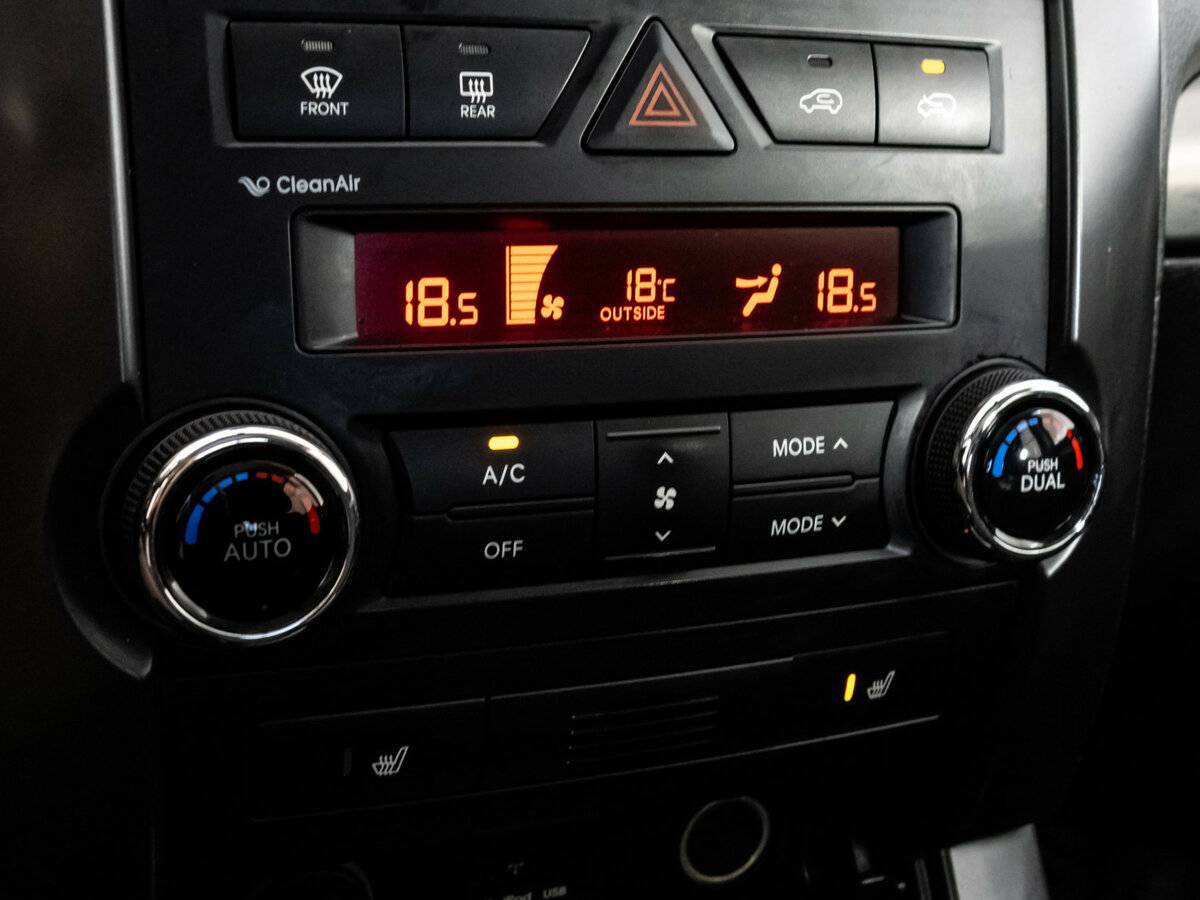 Kia Sorento б/у, 2012, Механическая. Фото: #12