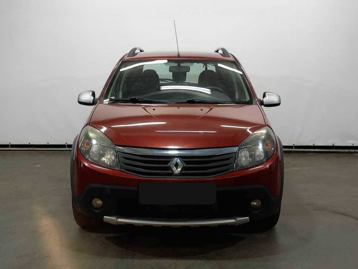 Renault Sandero б/у, 2012, Механическая. Фото: #1