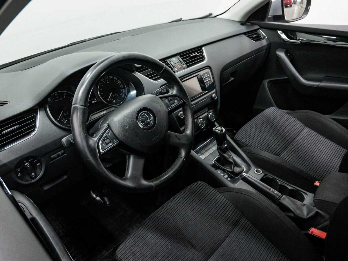 Skoda Octavia б/у, 2015, Роботизированная. Фото: #9