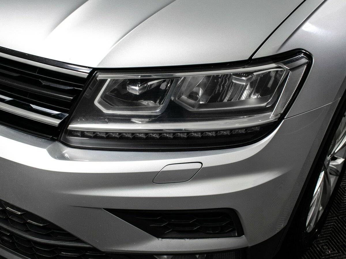 Volkswagen Tiguan б/у, 2017, Роботизированная. Фото: #13