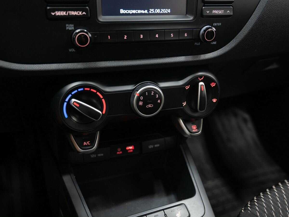 Kia Rio б/у, 2019, Механическая. Фото: #18
