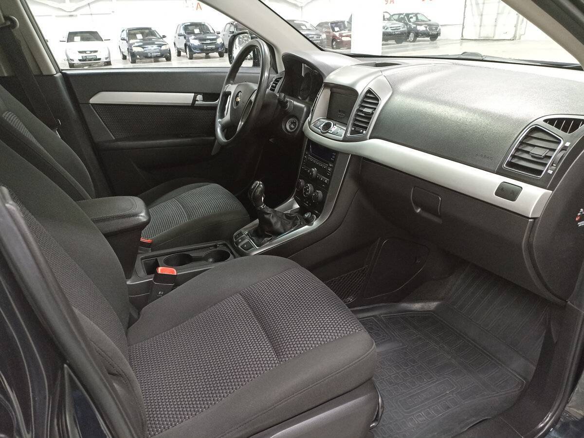 Chevrolet Captiva б/у, 2013, Механическая. Фото: #10