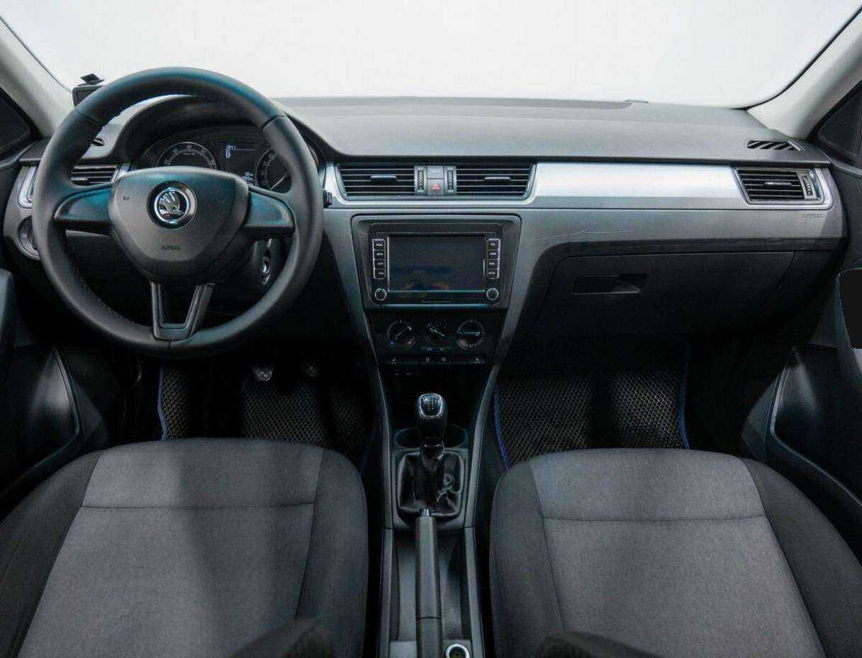 Skoda Rapid б/у, 2017, Механическая. Фото: #13