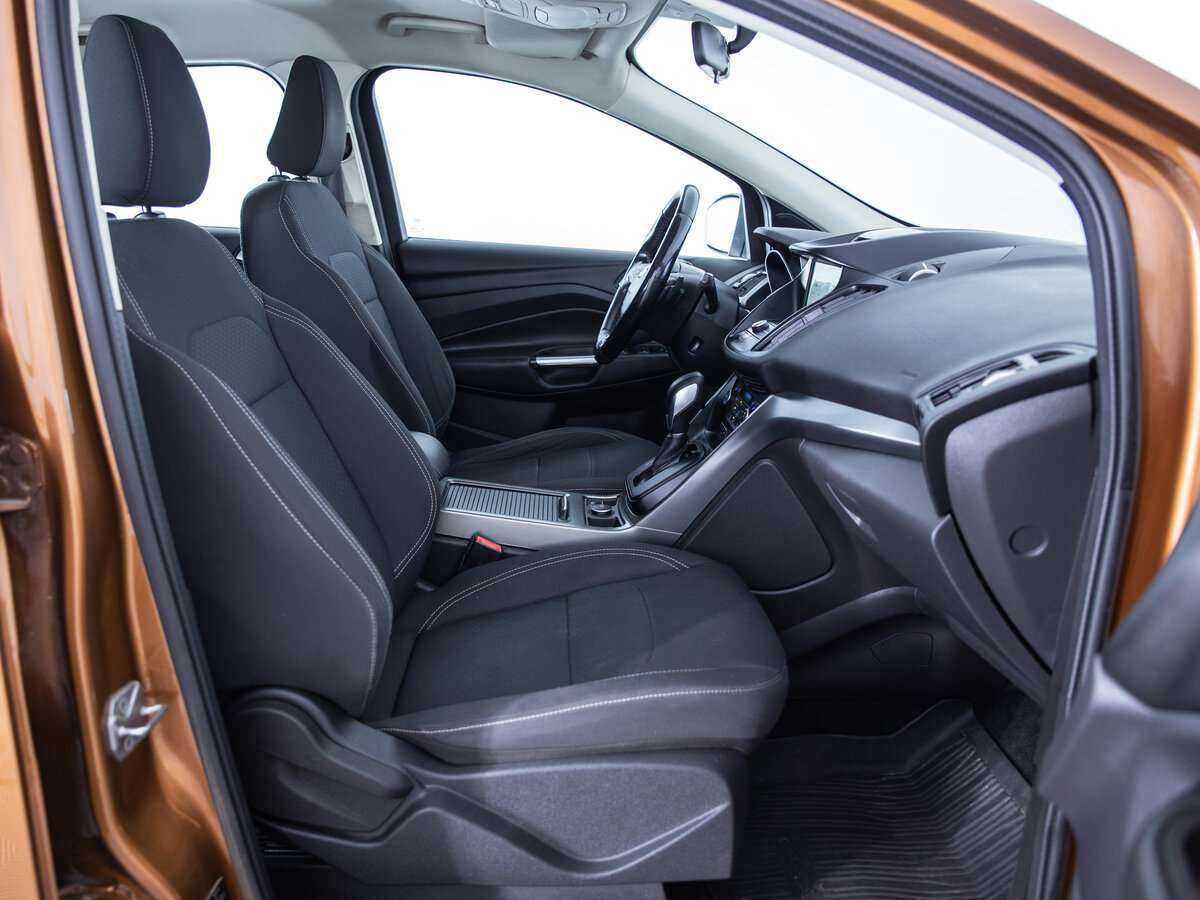 Ford Kuga б/у, 2017, Автоматическая. Фото: #14