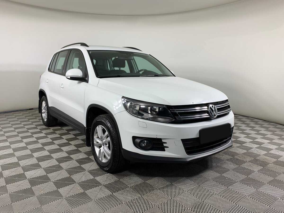 Volkswagen Tiguan б/у, 2014, Роботизированная. Фото: #2