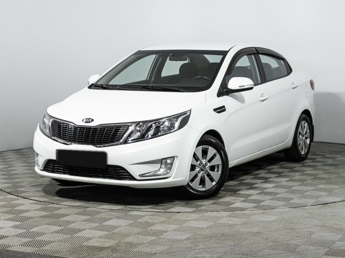Kia Rio б/у, 2013, Механическая. Посмотреть фото
