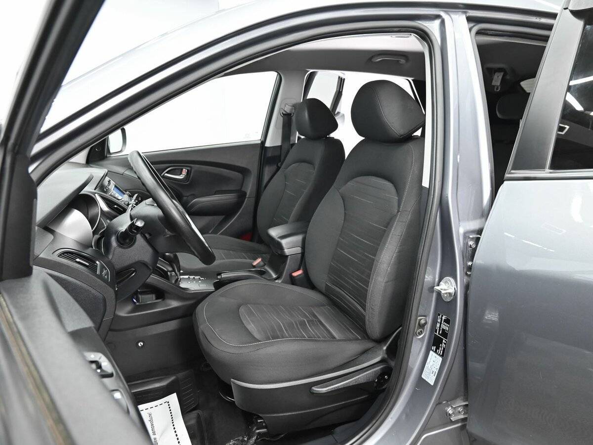 Hyundai ix35 б/у, 2014, Автоматическая. Фото: #7
