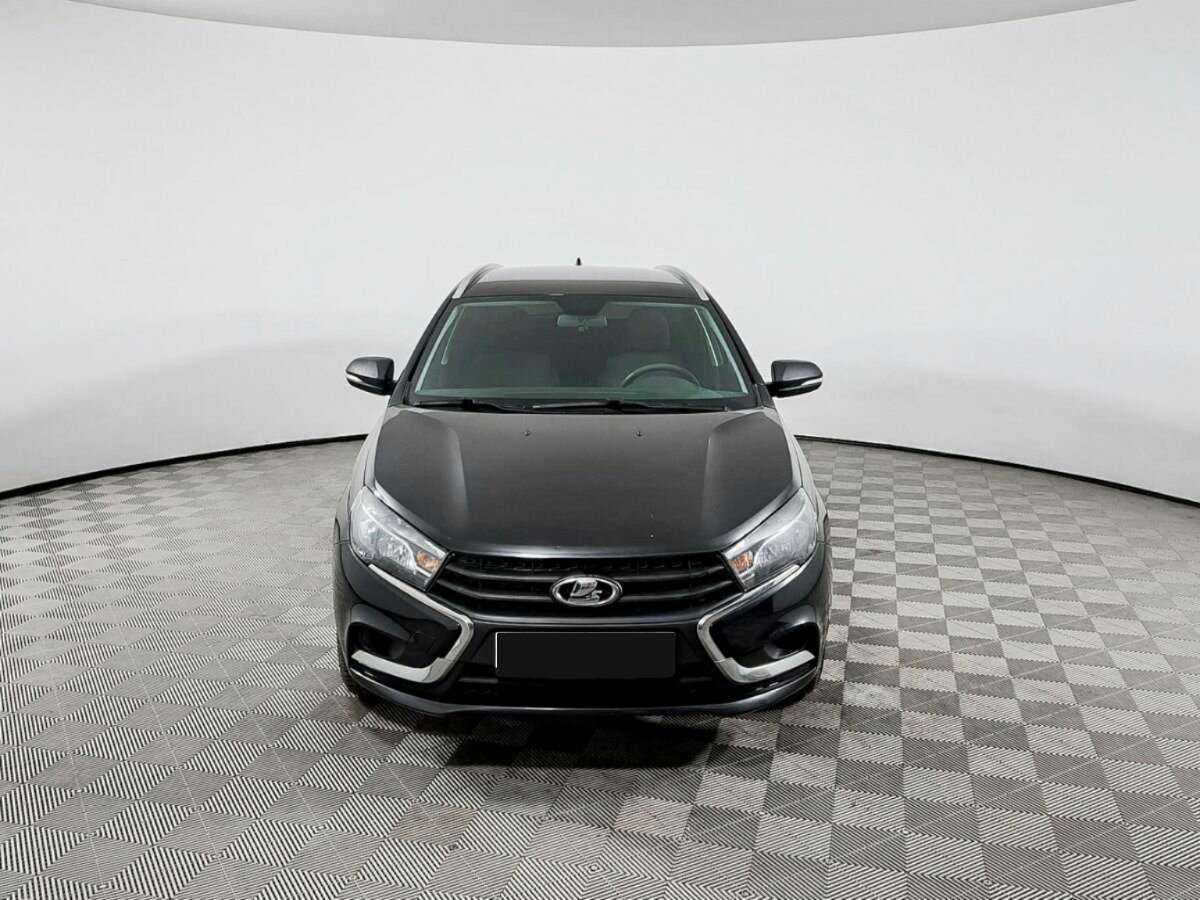 Lada (ВАЗ) Vesta б/у, 2020, Механическая. Фото: #1