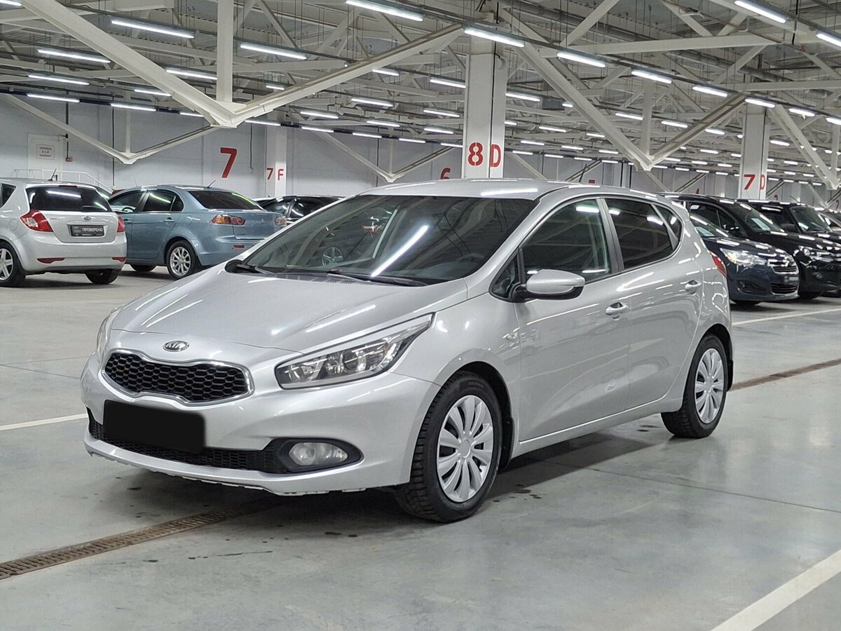 Kia Ceed б/у, 2013, Механическая. Посмотреть фото