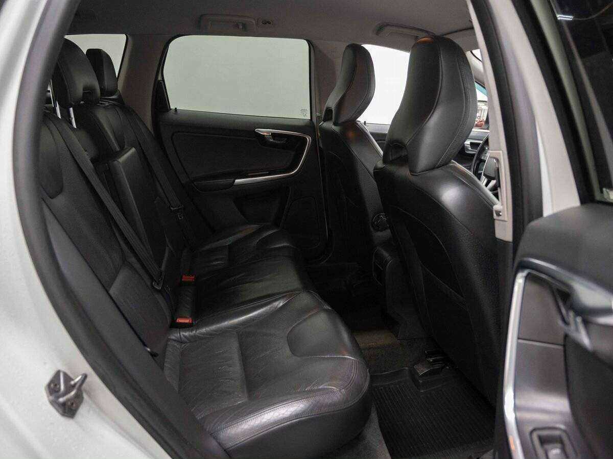 Volvo XC60 б/у, 2013, Автоматическая. Фото: #9