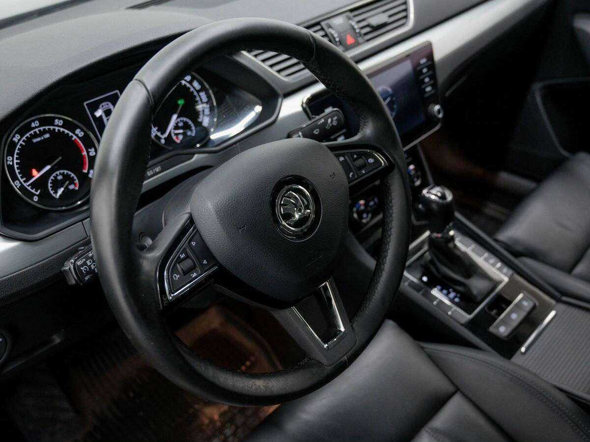 Skoda Superb б/у, 2017, Роботизированная. Фото: #18