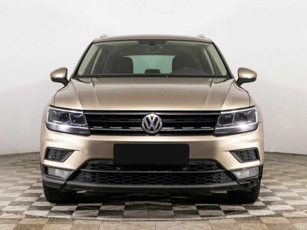 Volkswagen Tiguan б/у, 2017, Роботизированная. Фото: #1