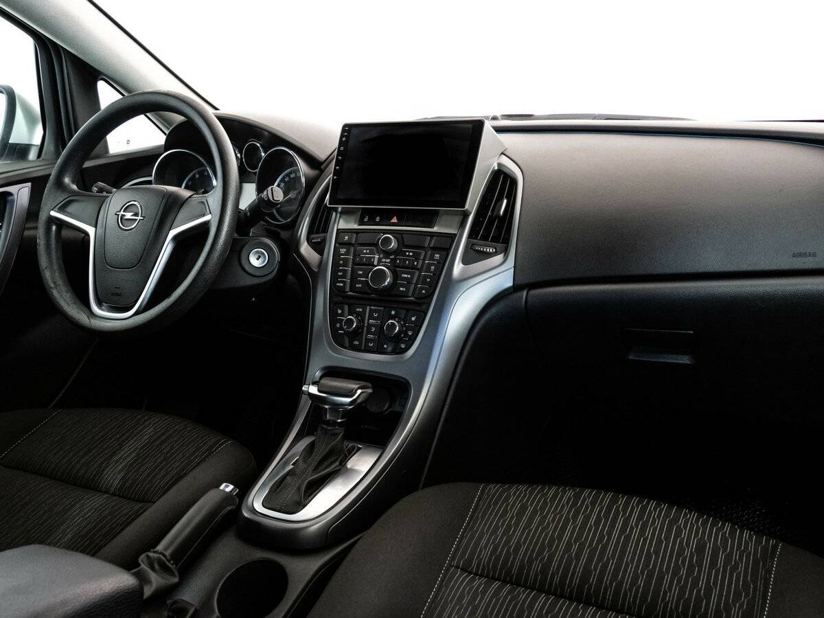 Opel Astra б/у, 2013, Автоматическая. Фото: #8