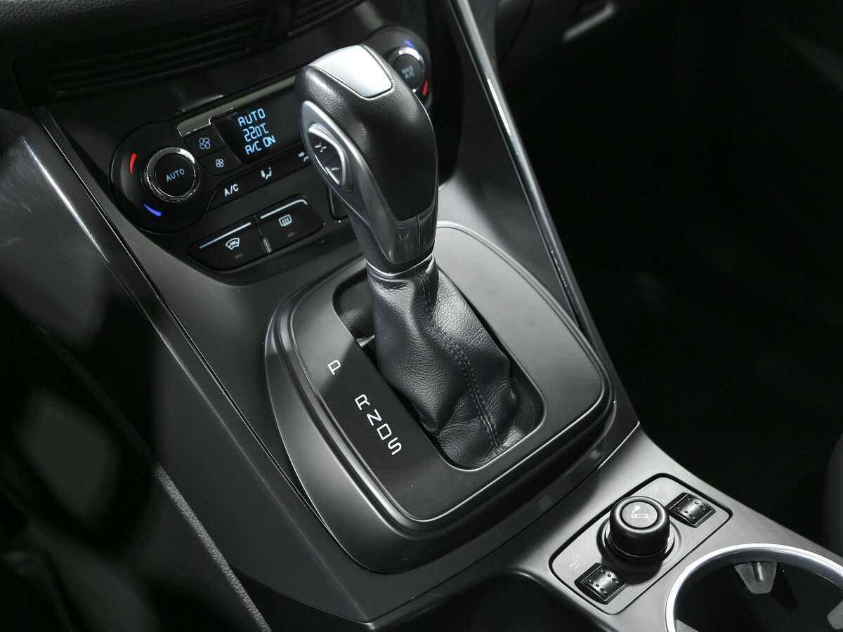 Ford Kuga б/у, 2016, Автоматическая. Фото: #10