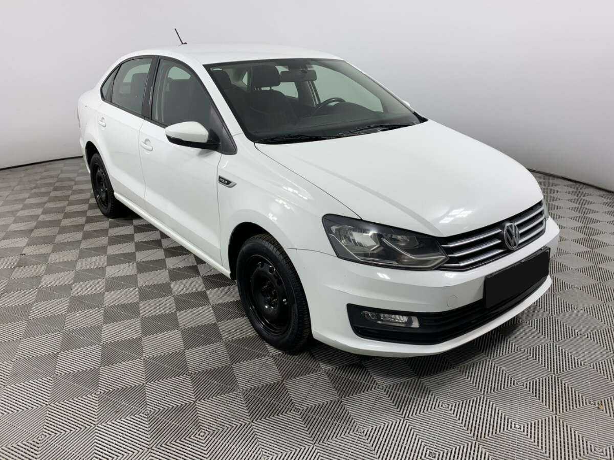 Volkswagen Polo б/у, 2019, Механическая. Фото: #2