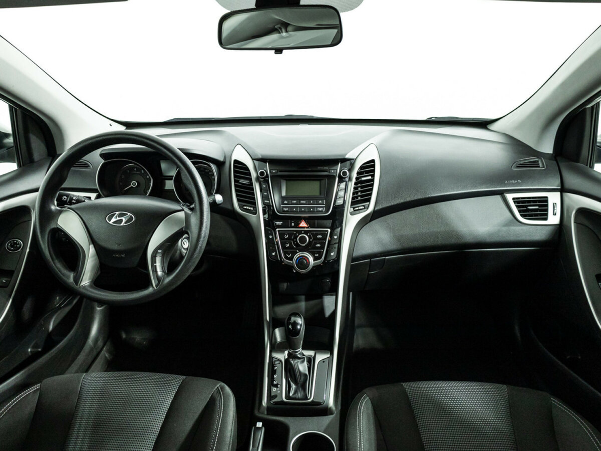 Hyundai i30 б/у, 2015, Автоматическая. Фото: #12