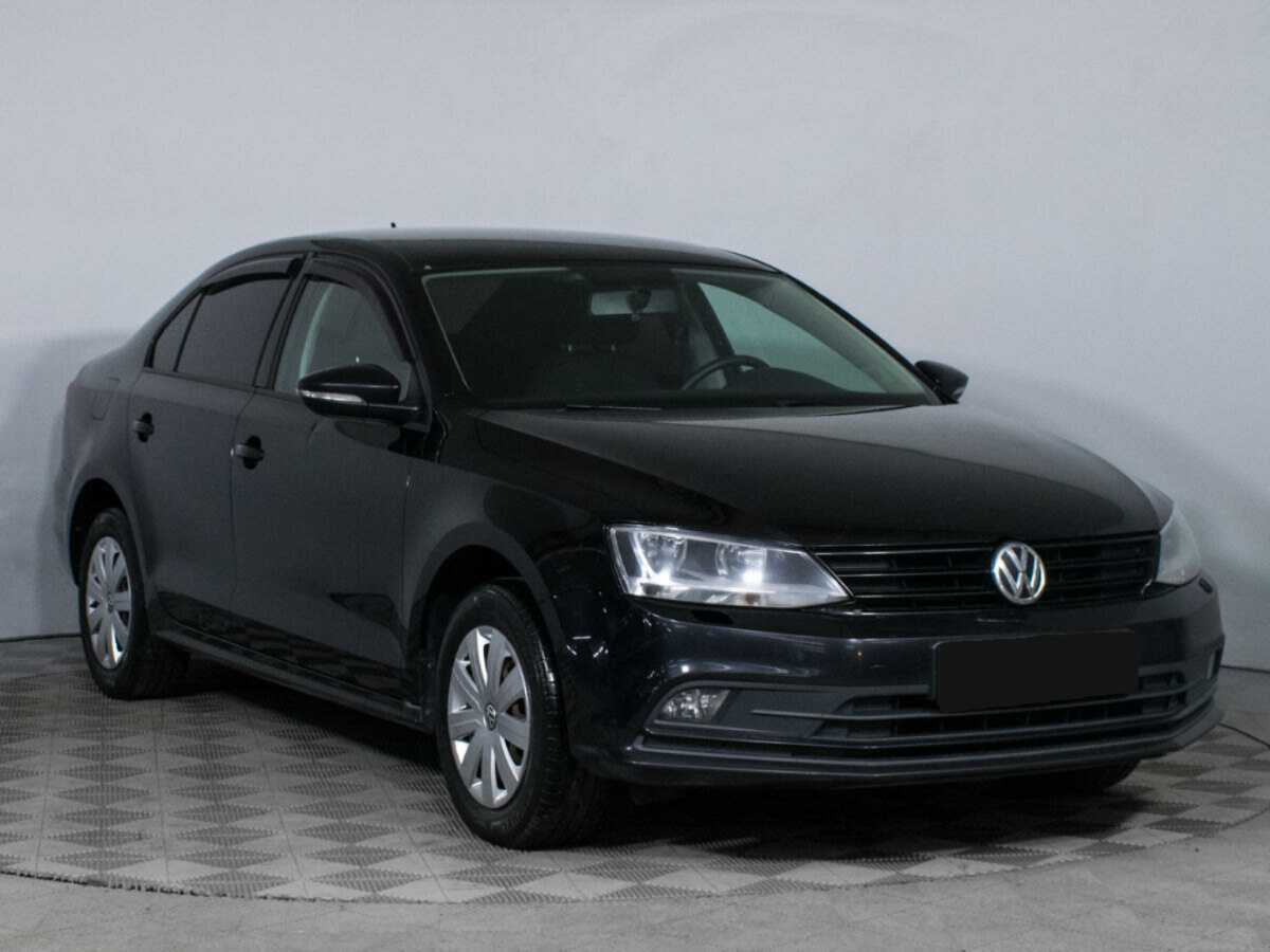 Volkswagen Jetta б/у, 2015, Механическая. Фото: #2