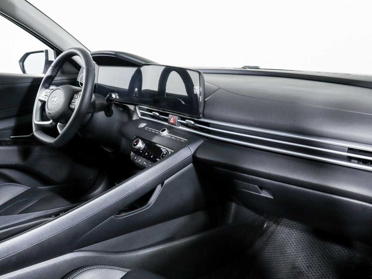 Hyundai Elantra б/у, 2023, Вариатор. Фото: #8