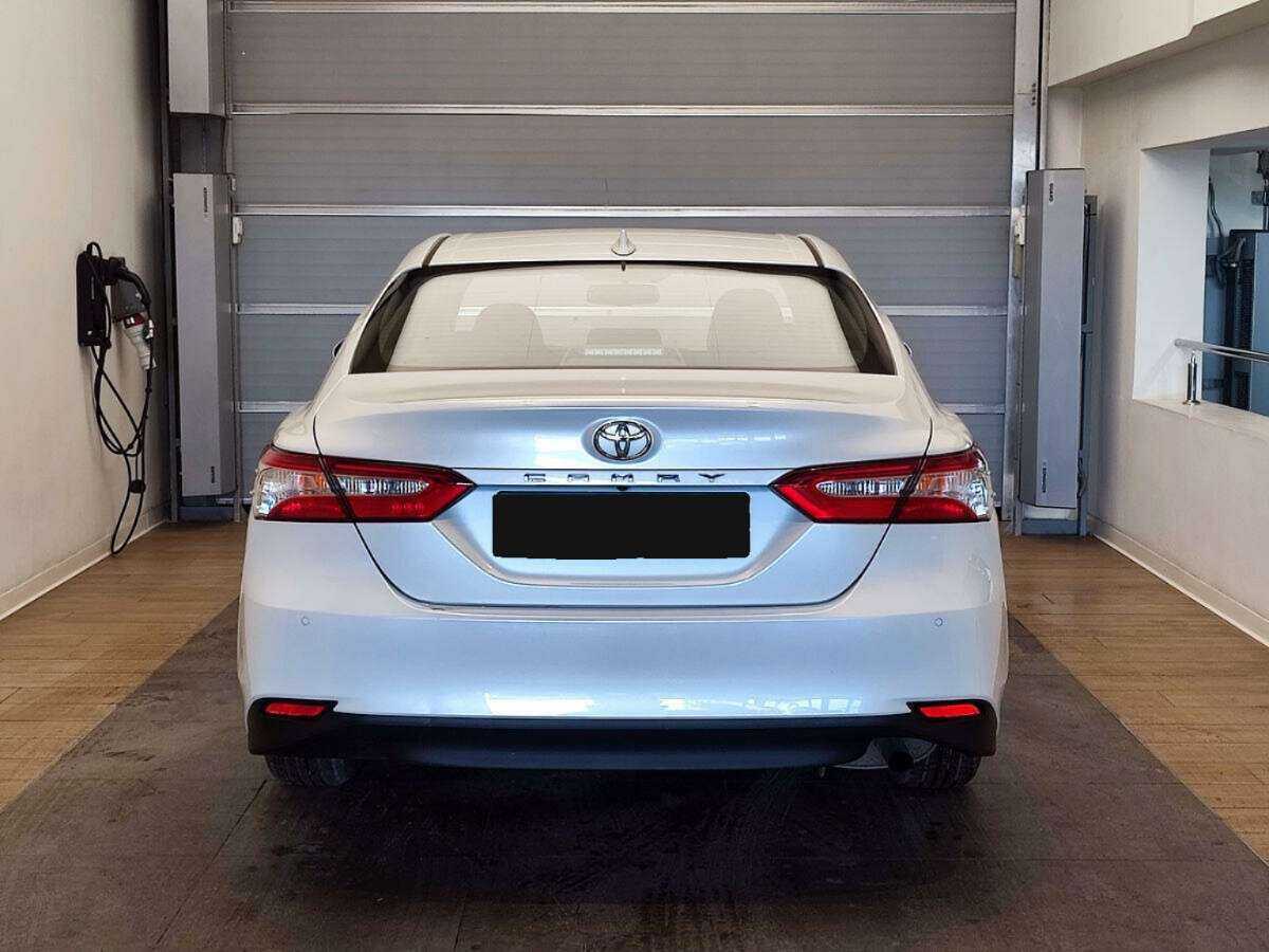 Toyota Camry б/у, 2018, Автоматическая. Фото: #4
