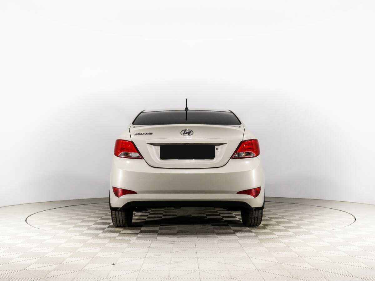 Hyundai Solaris б/у, 2016, Механическая. Фото: #3