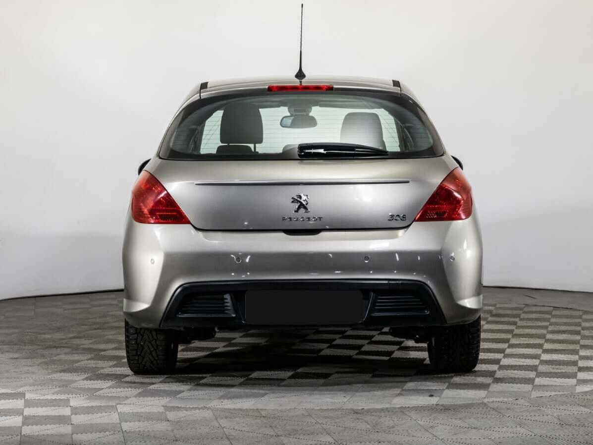 Peugeot 308 б/у, 2013, Автоматическая. Фото: #5