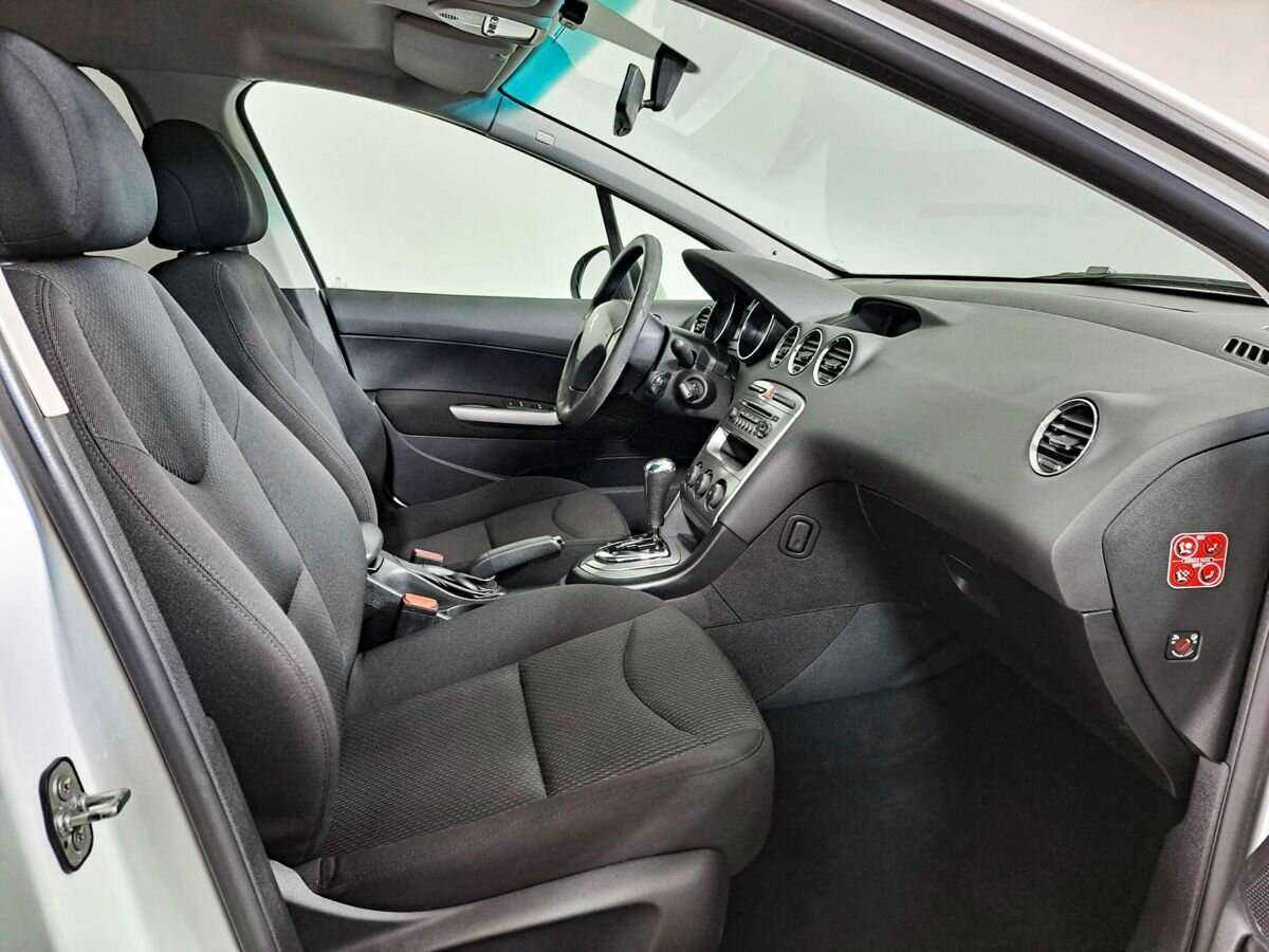 Peugeot 408 б/у, 2013, Автоматическая. Фото: #6