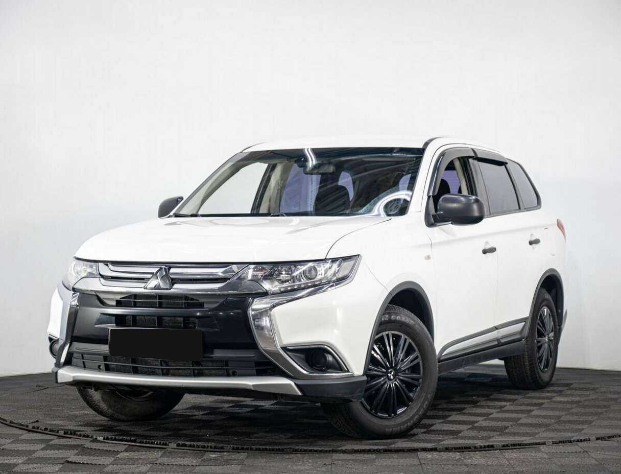 Mitsubishi Outlander б/у, 2018, Вариатор. Посмотреть фото