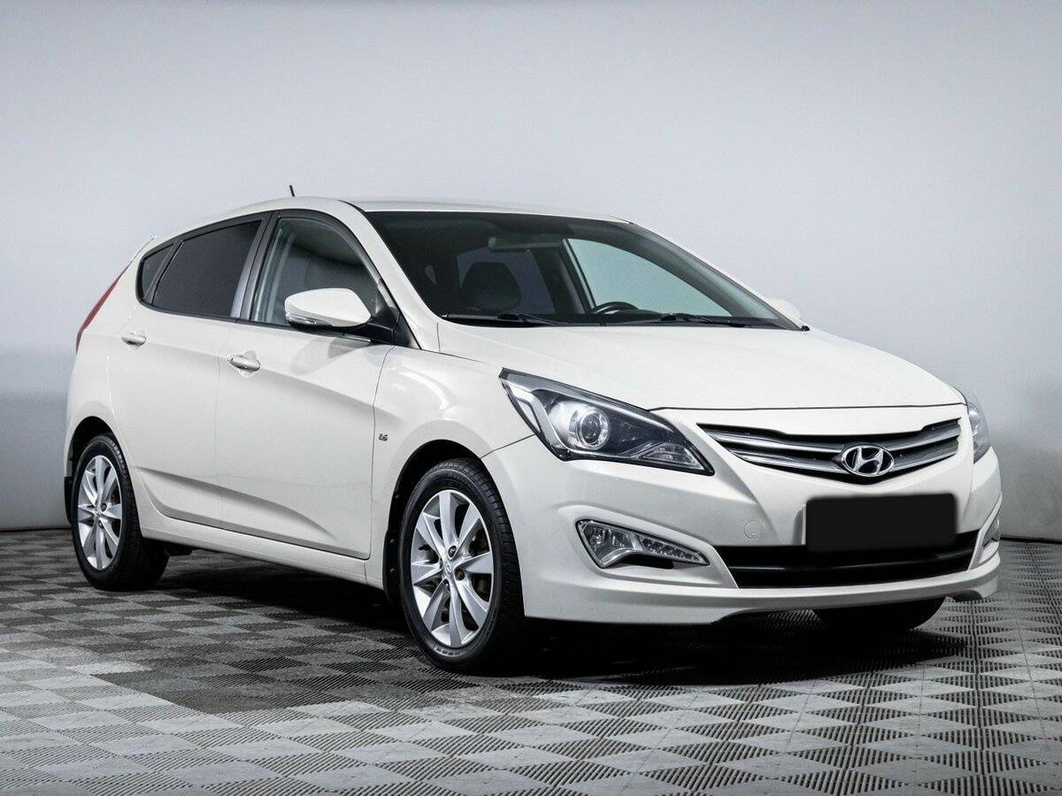 Hyundai Solaris б/у, 2015, Автоматическая. Фото: #2