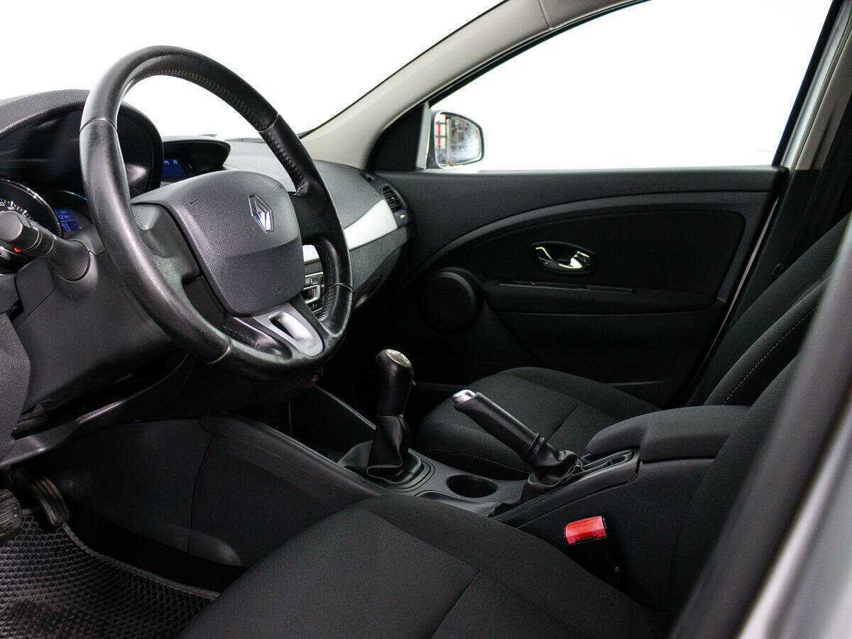 Renault Megane б/у, 2012, Механическая. Фото: #9