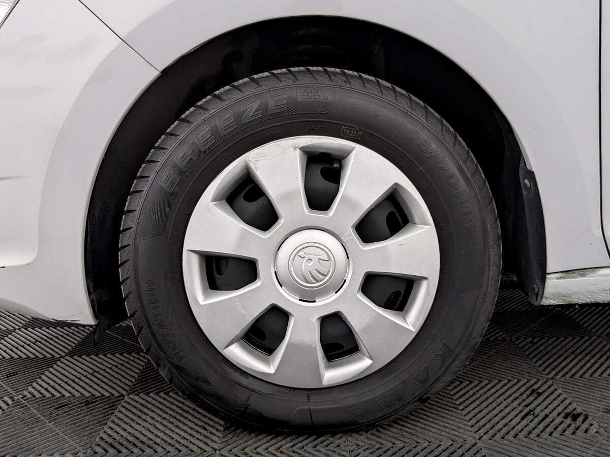 Skoda Rapid б/у, 2017, Механическая. Фото: #17