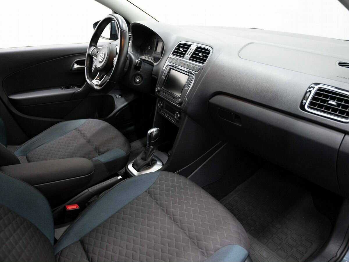 Volkswagen Polo б/у, 2019, Роботизированная. Фото: #10