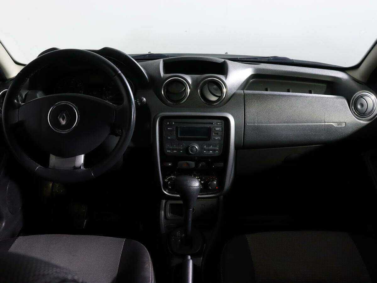 Renault Duster б/у, 2012, Автоматическая. Фото: #11