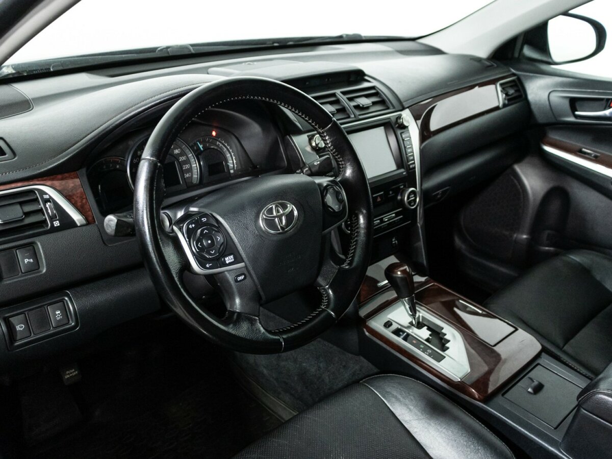 Toyota Camry б/у, 2014, Автоматическая. Фото: #10
