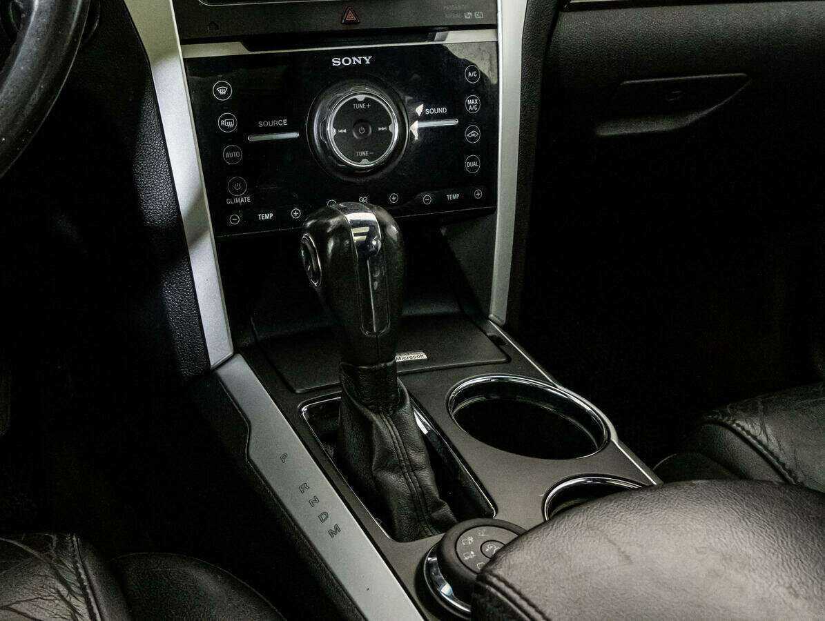 Ford Explorer б/у, 2013, Автоматическая. Фото: #10