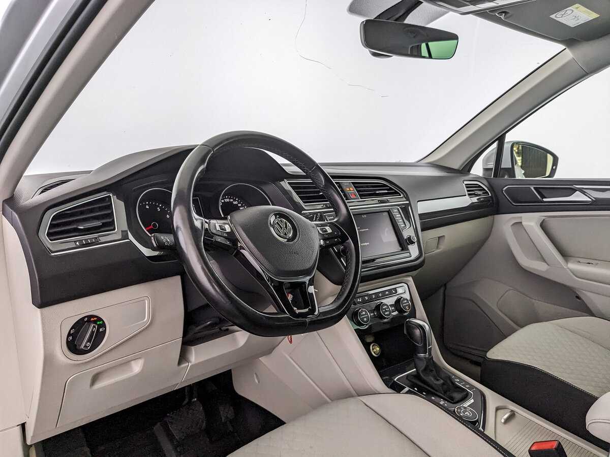 Volkswagen Tiguan б/у, 2017, Роботизированная. Фото: #15