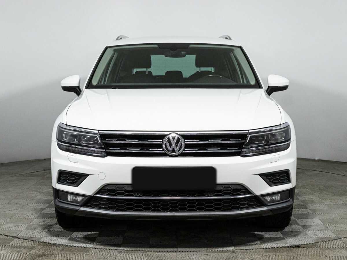 Volkswagen Tiguan б/у, 2017, Роботизированная. Фото: #1